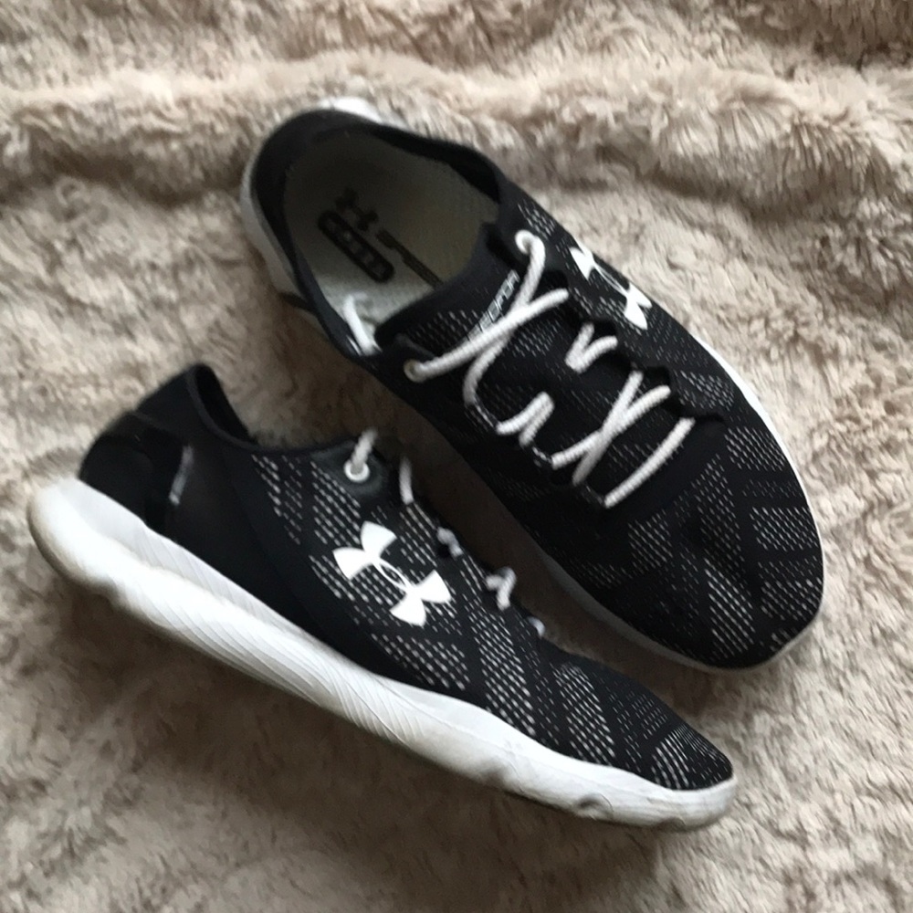 Under armor speed form running shoes